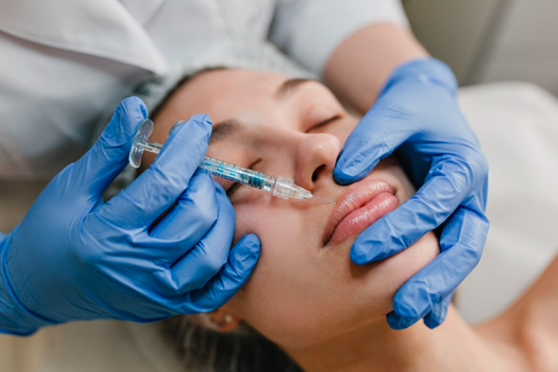 Juvederm: Benefits, Results & Treatment Guide