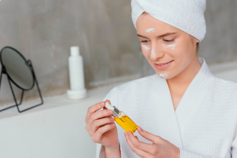 Can Peptides Replace Moisturizer?