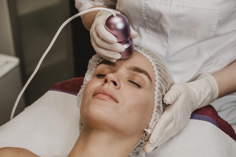 Radiofrequency skin tightening treatment