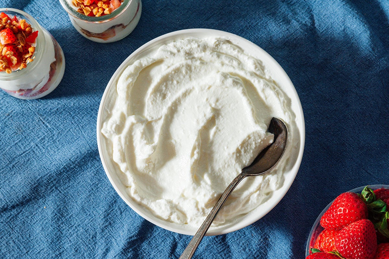 Greek yoghurt for protein and healthy hair